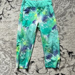 SO capri leggings. Size 10.